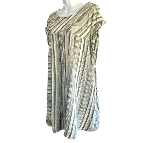 Free People Women's Black White Linen Blend Short Sleeve Pullover Beach Dress - Picture 2 of 5